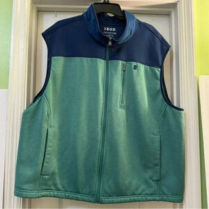 IZOD Men's Advantage Performance Spectator Colorblock Fleece Vest
